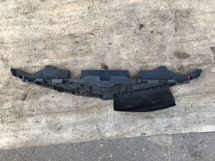 Кожух замка капота Opel insignia