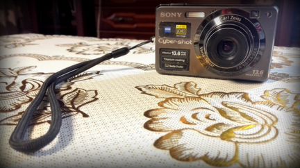 Фотоаппарат Sony Cyber-shot DSC-W300