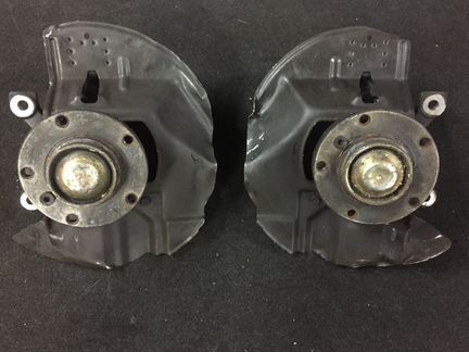Кулак поворотный бмв BMW 3 E46 Z4 E85 E86 передний