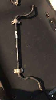 Стабилизатор передний Range Rover Velar L560