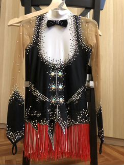 Костюм для фигурного катания