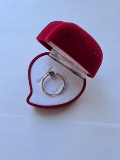 Золотое кольцо 585