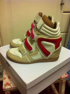 Кроссовки сникерсы