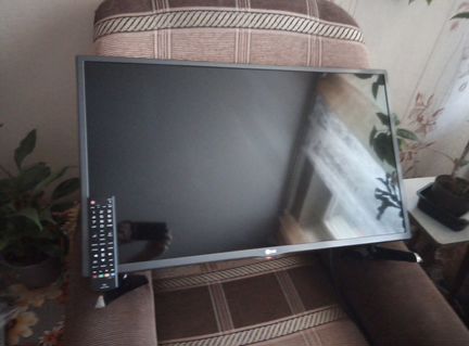 LG 32LF562U(82см) в идеале, пульт. Цифра есть