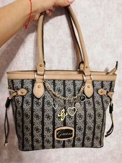 Сумка Guess
