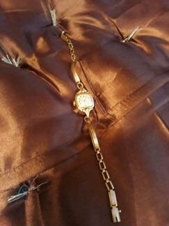 Винтажные золотые часы Заря