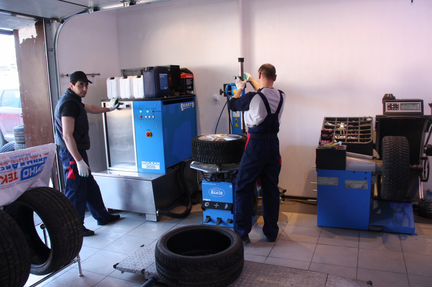 Зимние шины Yokohama 275/40R20 106T IG55