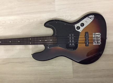 Гитара Fender jazz bass