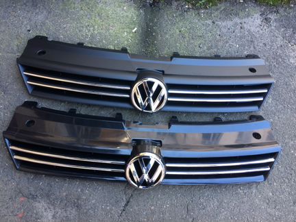 Polo sedan решетка с знаком VW