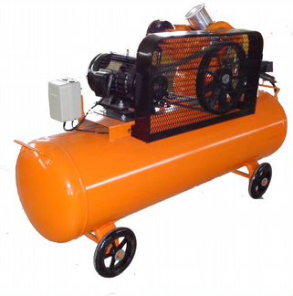 Поршневой компрессор berg рк 880-200