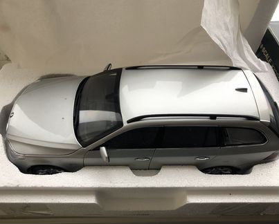 1/18 Kyosho Bmw 545 Touring