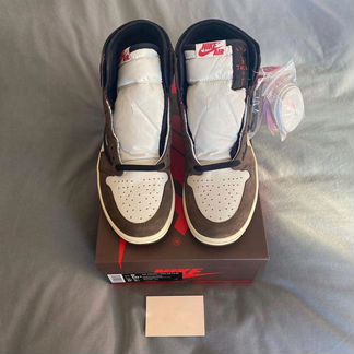 Кроссовки Nike air jordan