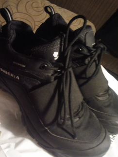 Кроссовки р. 255 мм