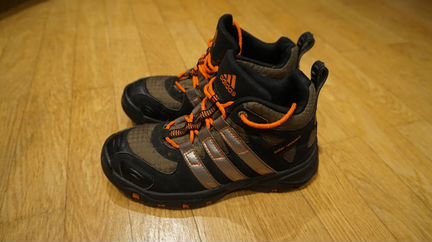 Детские ботинки Adidas Water Resistant