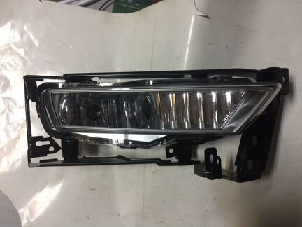 Туманка Хонда Аккорд 9 с 2013 по 2016 г.в