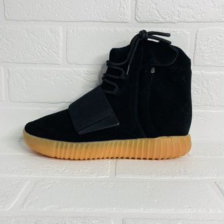 Кроссовки мужские Adidas Yeezy Boost 750