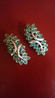 Серьги с изумрудами