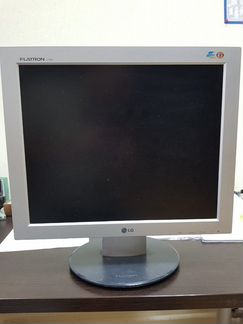Монитор LG
