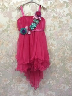 Платье темно-розового цвета на 6-7 лет