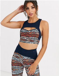 Кроп-топ blfd. ASOS. Новый