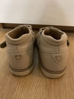 Сандали Tapiboo 27 размер