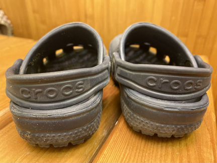 Crocs