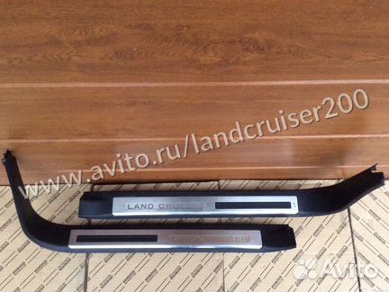 Пороги салона Land Cruiser 200