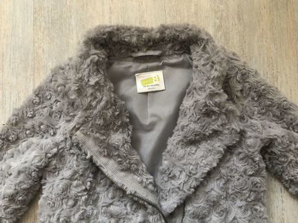 Легкая шубка для девочки