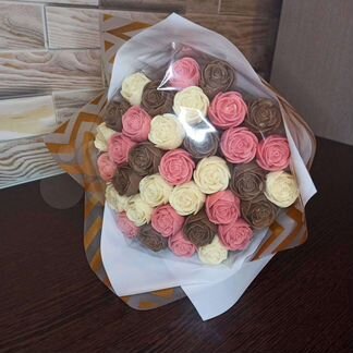 Подарок - букет из шоколадных цветов