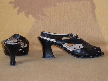 Продаю хорошую обувь из натуральной кожи