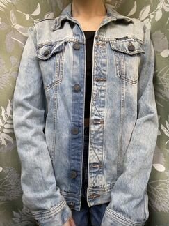 Джинсовая куртка pull&bear