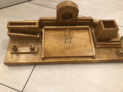 Настольный прибор из карельской березы