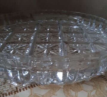 Блюдо хрустальное