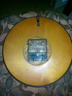 Часы настенные Янтарь кварц СССР