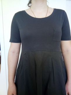 Платье летнее фирмы Cos