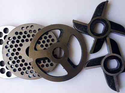 Точилка для мясорубки. Мясорубка без ножа. Нож мим 300 с буртом. Мясорубка торгмаш мим-300. Советская мясорубка.