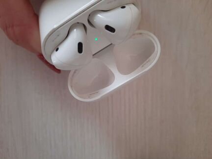 Наушники Airpods