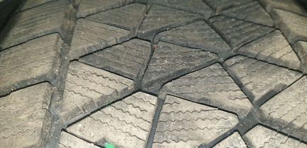 Bridgestone blizzak dm-v2 245 55 19