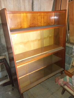 Книжный шкаф стеллаж винтаж Tatra Правенец