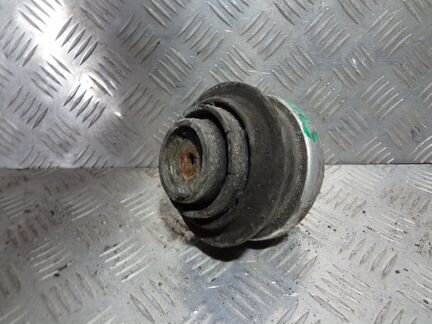 Опора подушка двигателя Мерседес