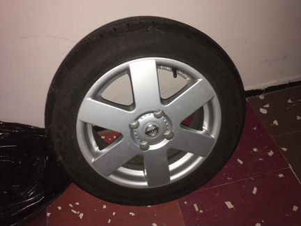 R16 toyo tires + original литье nissan в сборе