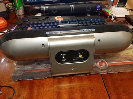 Док-станция для iPod/iPhone NIP-131