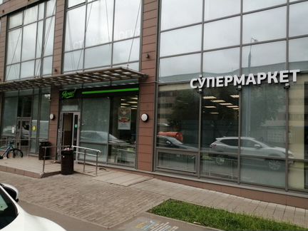 Торговое помещение, 257 м²