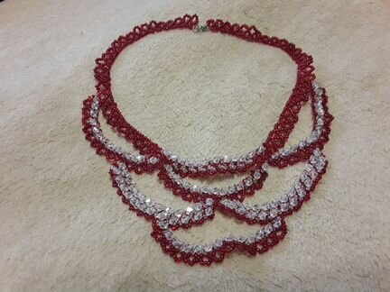 Украшение из бисера