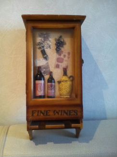 Шкафчик для вина (навесной)