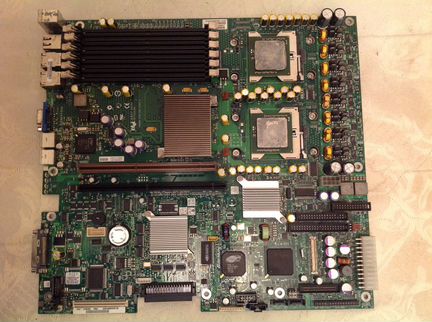 Материнская плата Intel iE7520 Dual (C53661-750)