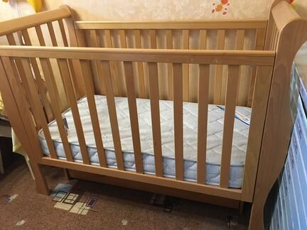 Кровать детская из бука с матрасом