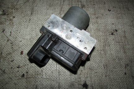 Блок абс / Блок ABS Тойота Королла Е12 0265950131