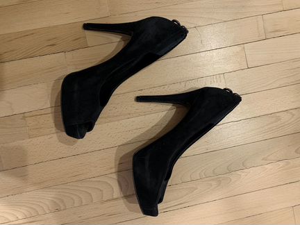 Черные туфли Guess почти новые 40-41 размер