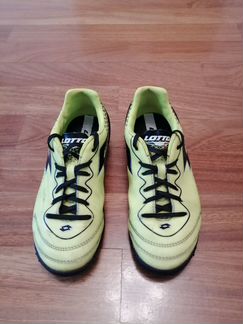 Детские футбольные бутсы Lotto